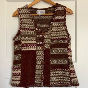 Vintage Tangibles Wool Knitted Print Vest with Wooden Buttons | Size Small